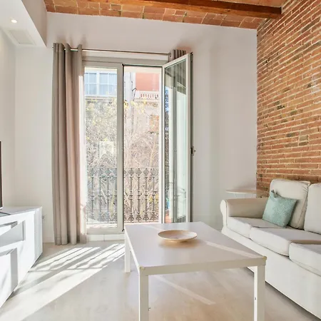 Bcnstop Sant Pau Apartmanhotel 4*