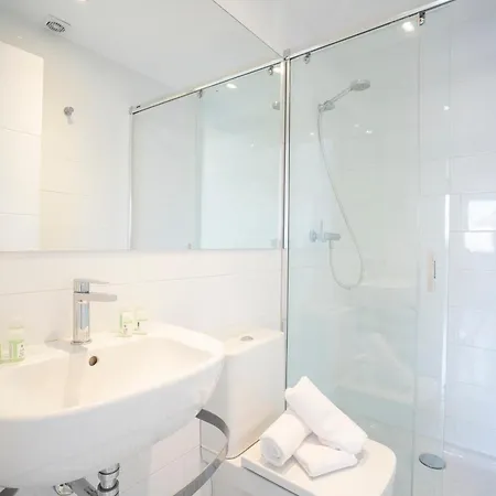 Bcnstop Sant Pau Apartmanhotel 4*