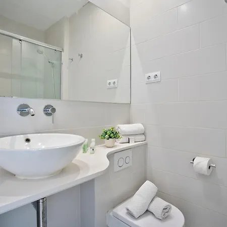 Apartmanhotel Bcnstop Sant Pau 4*